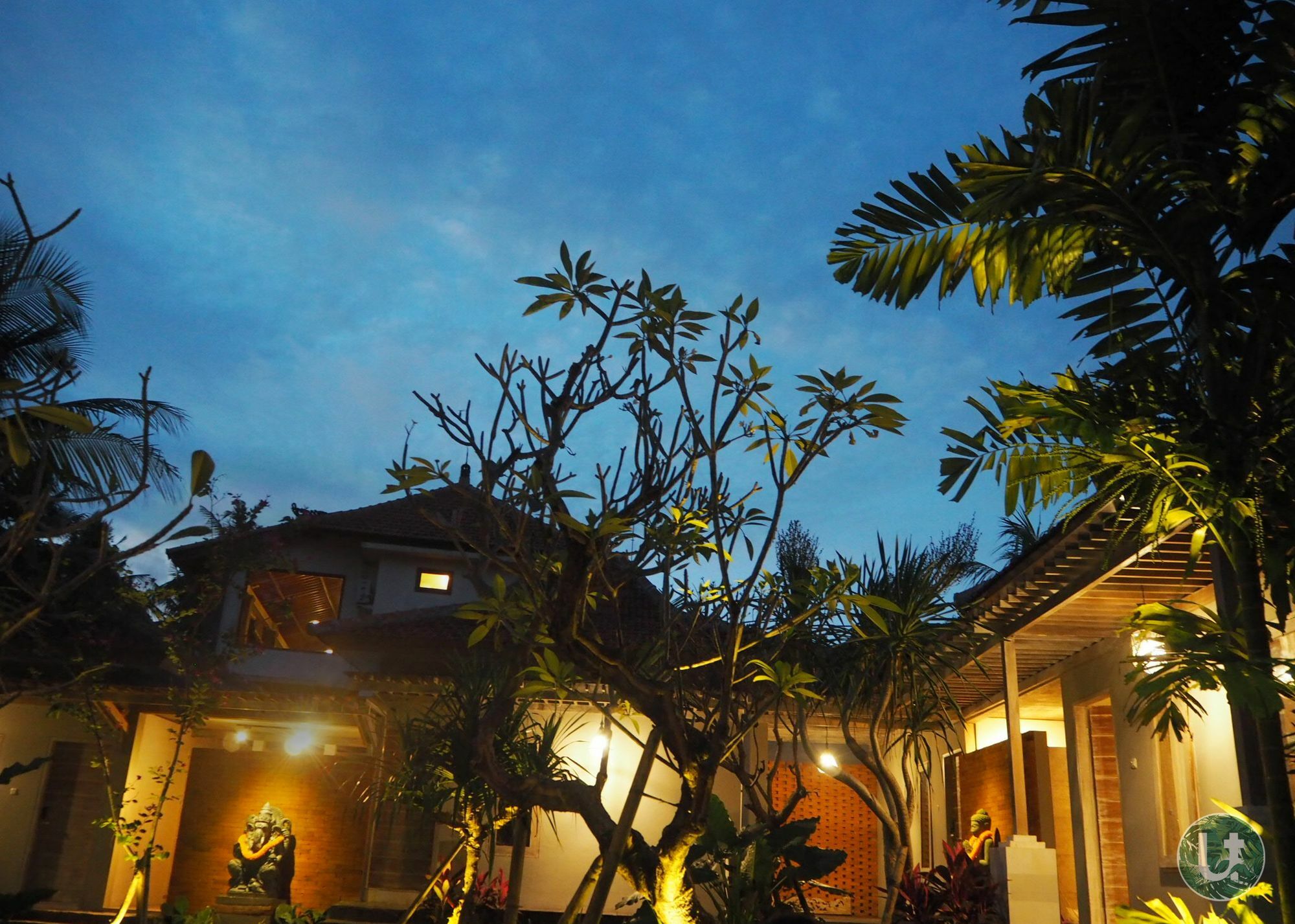 Ubud Tropical Buitenkant foto